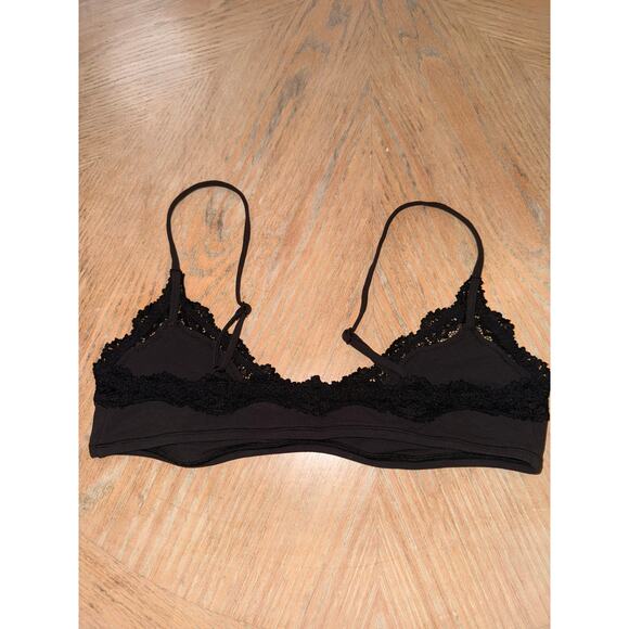 SKIMS Fits Everybody Lace scoop Bralette in the color Onyx size large - Picture 6 of 9
